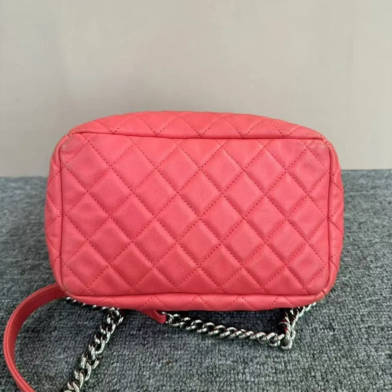 Chanel Pink Quilted Leather Bucket Bag Medium