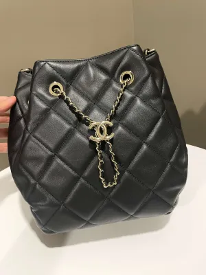 Chanel Quilted Cc Drawstring Bucket Shoulder Bag Black Lambskin