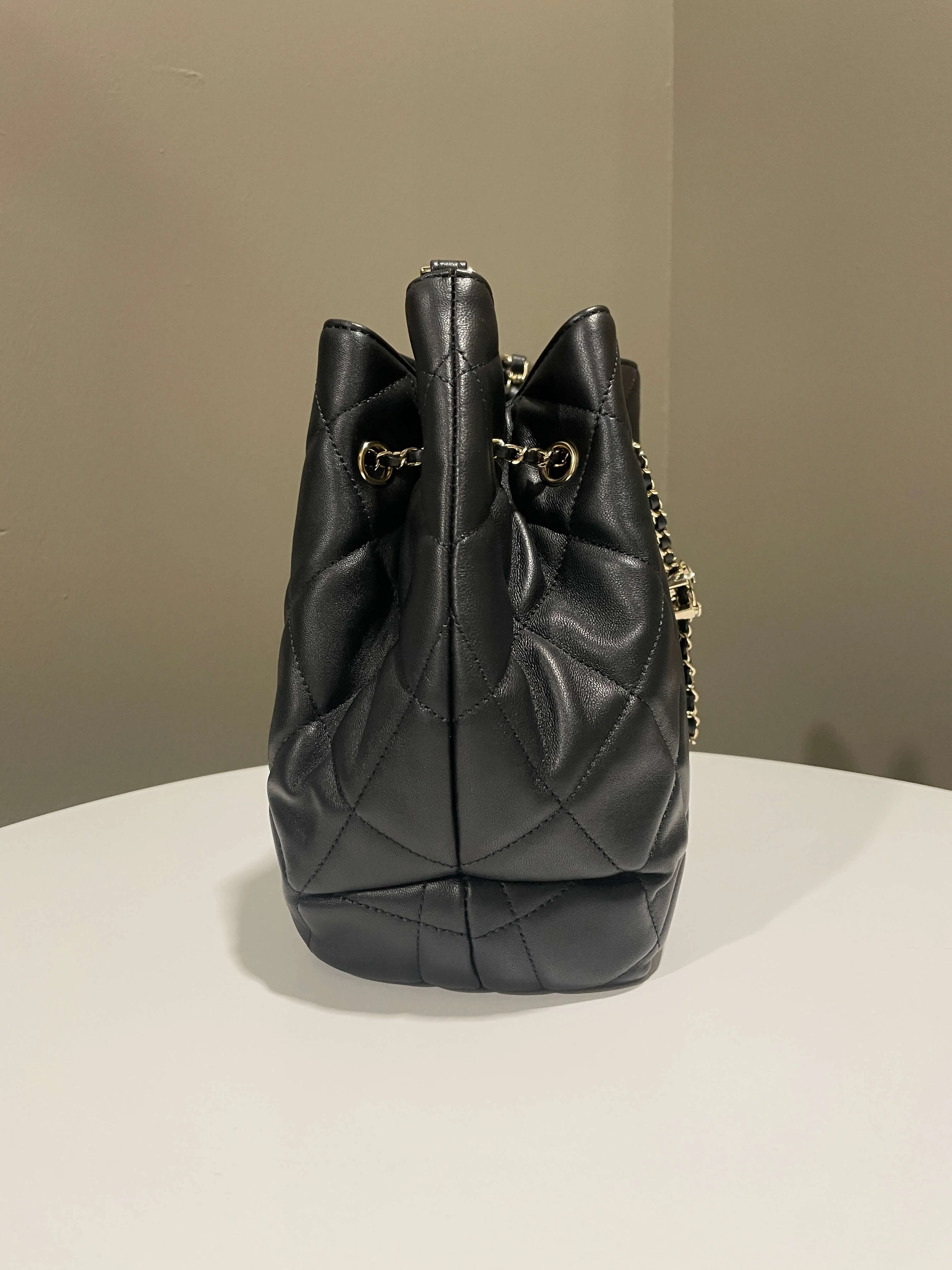 Chanel Quilted Cc Drawstring Bucket Shoulder Bag Black Lambskin