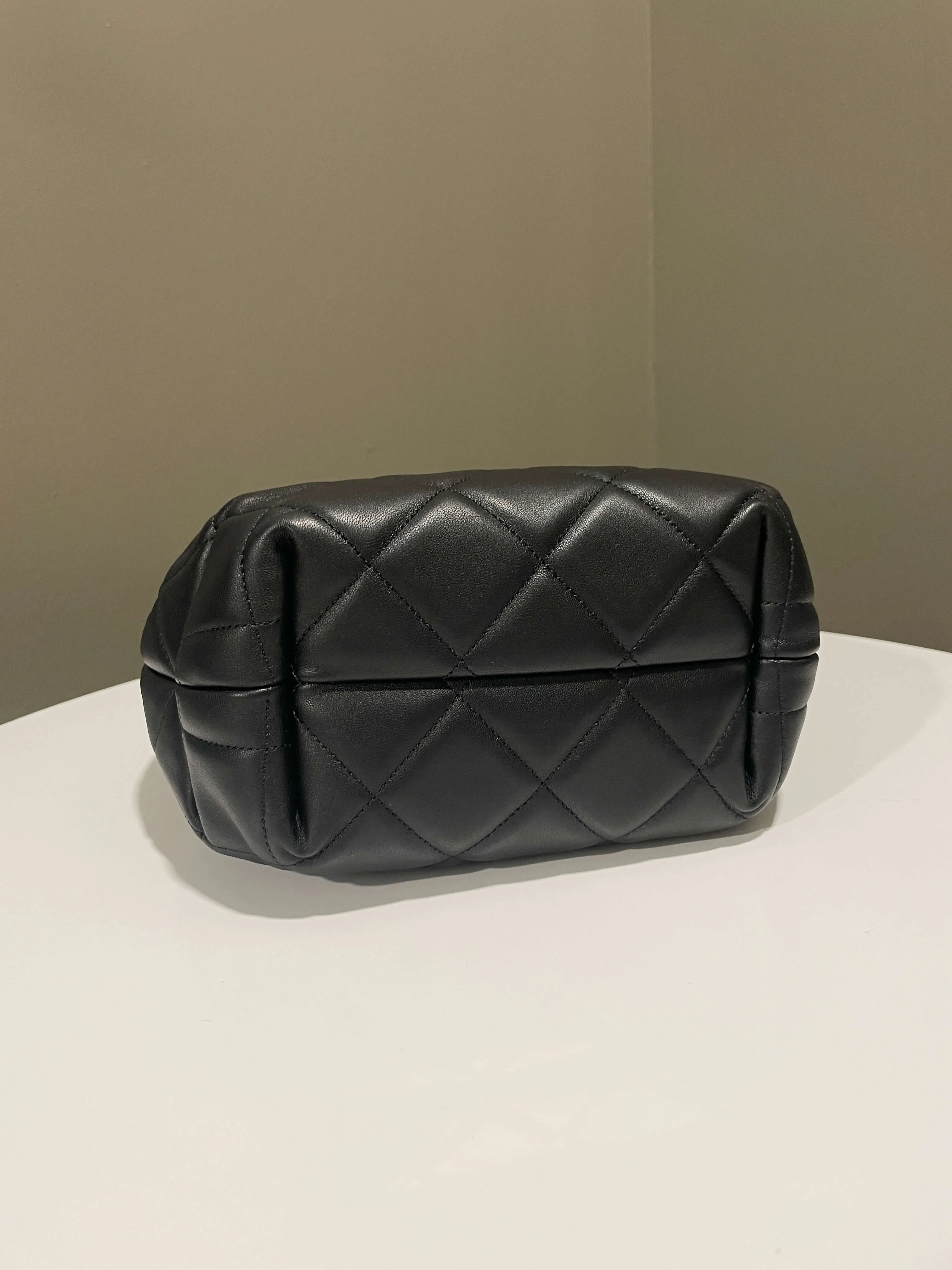 Chanel Quilted Cc Drawstring Bucket Shoulder Bag Black Lambskin