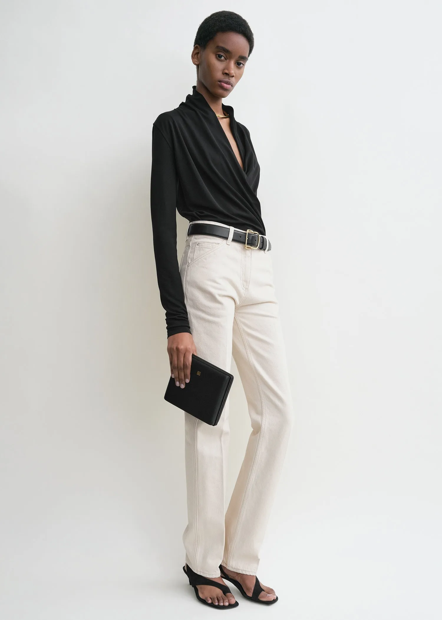 Satin box clutch black