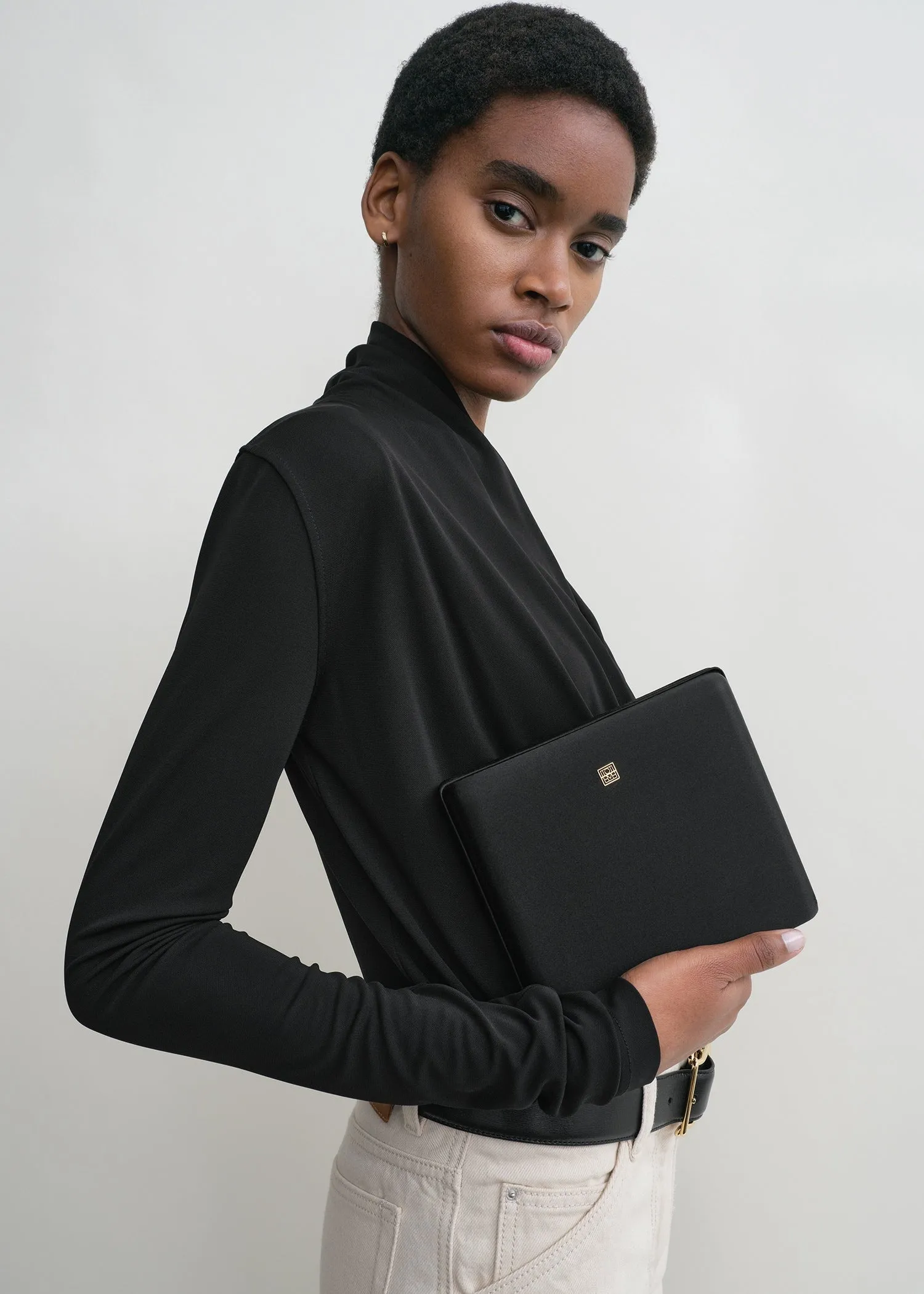 Satin box clutch black