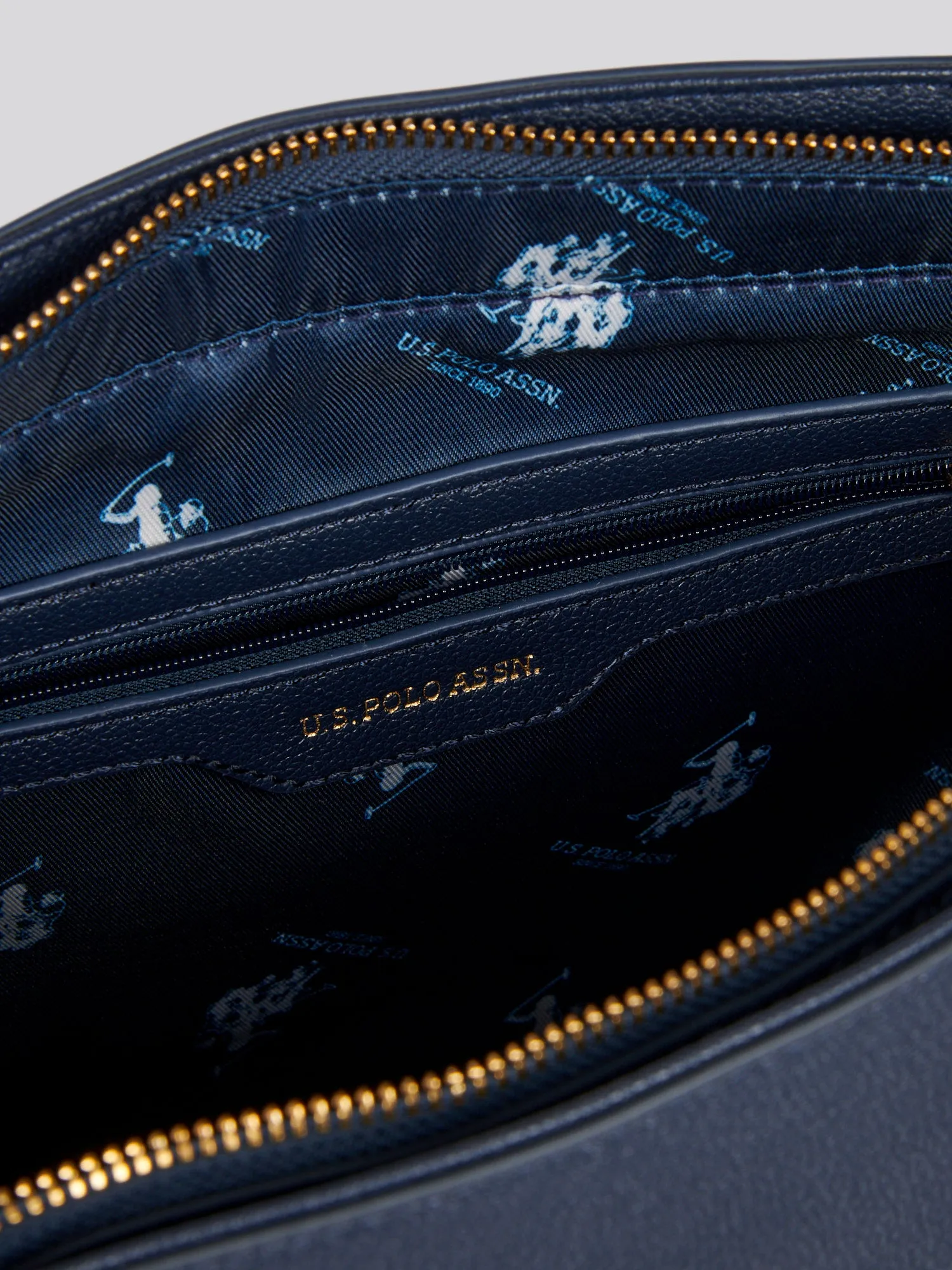 U.S. Polo Assn. Womens Jones Shopping Bag in Navy