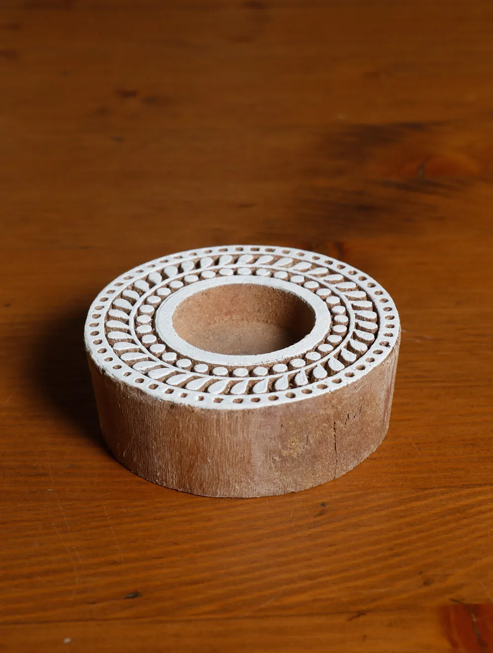 Wooden Carved Tealight Holders - Round (Set of 2)